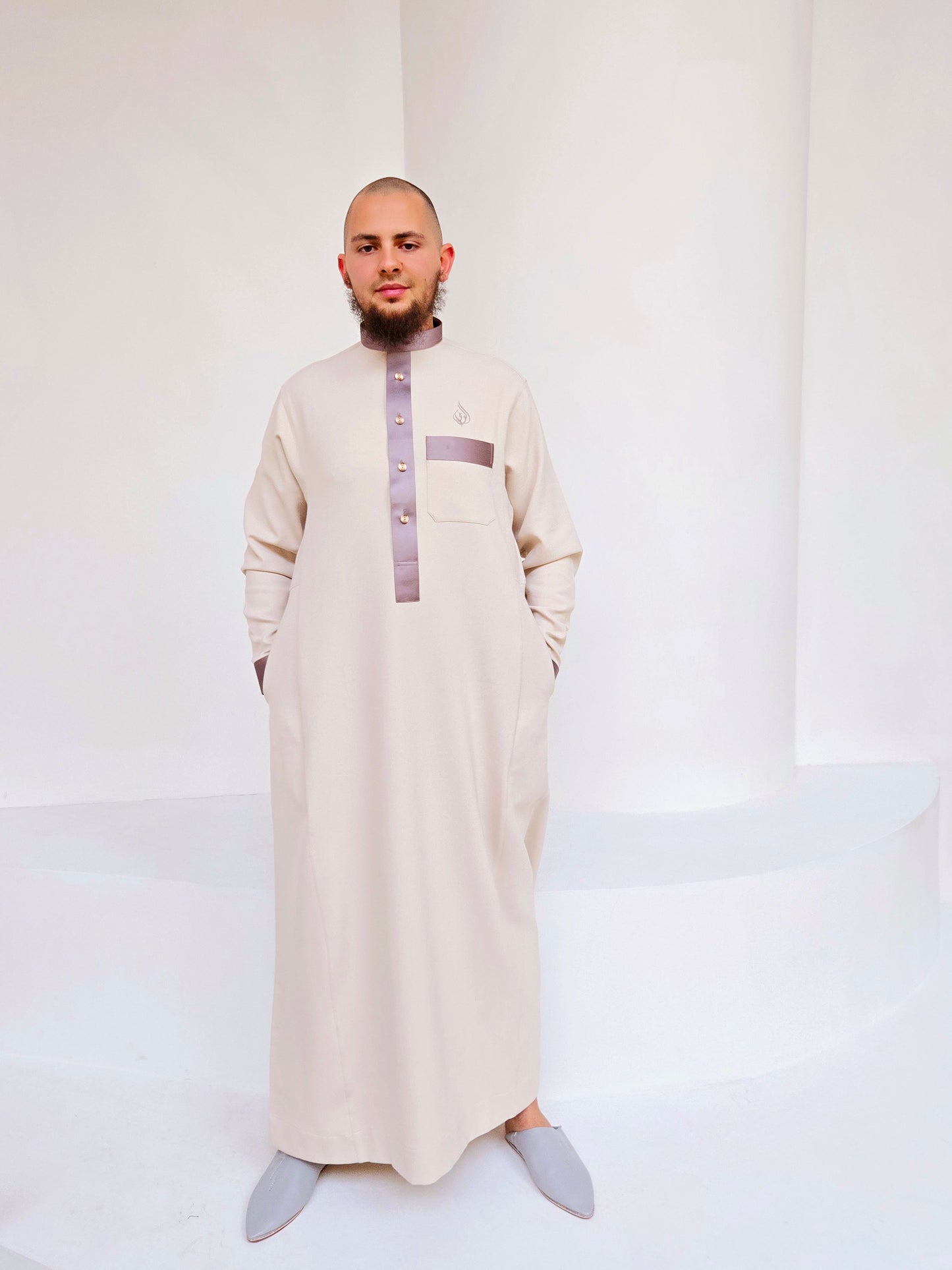 Qamis - Malik At-Teen