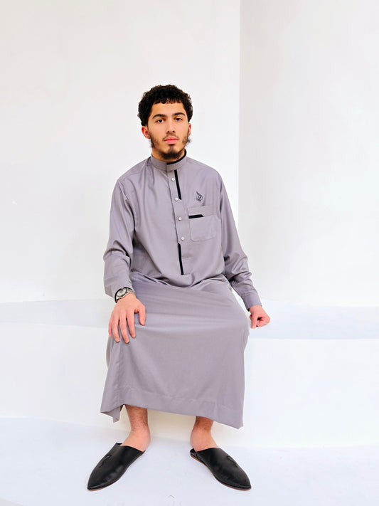 Qamis - Ramadi Noir